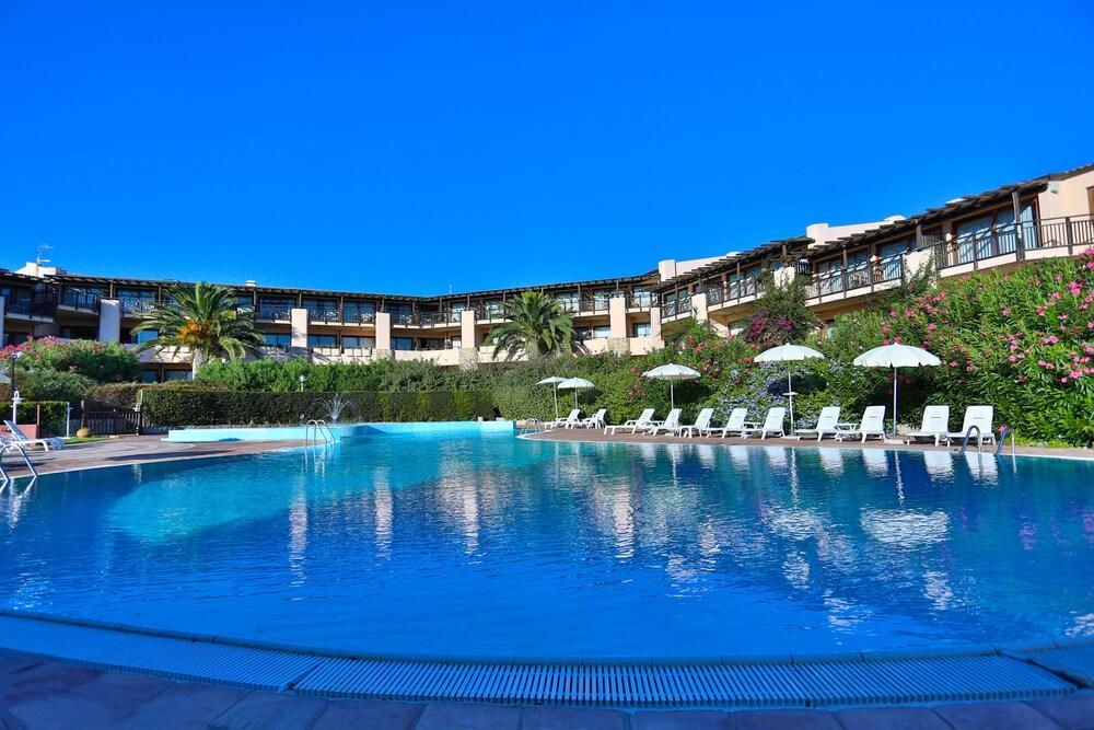Sporting Hotel Tanca Manna كانّيجوني المظهر الخارجي الصورة